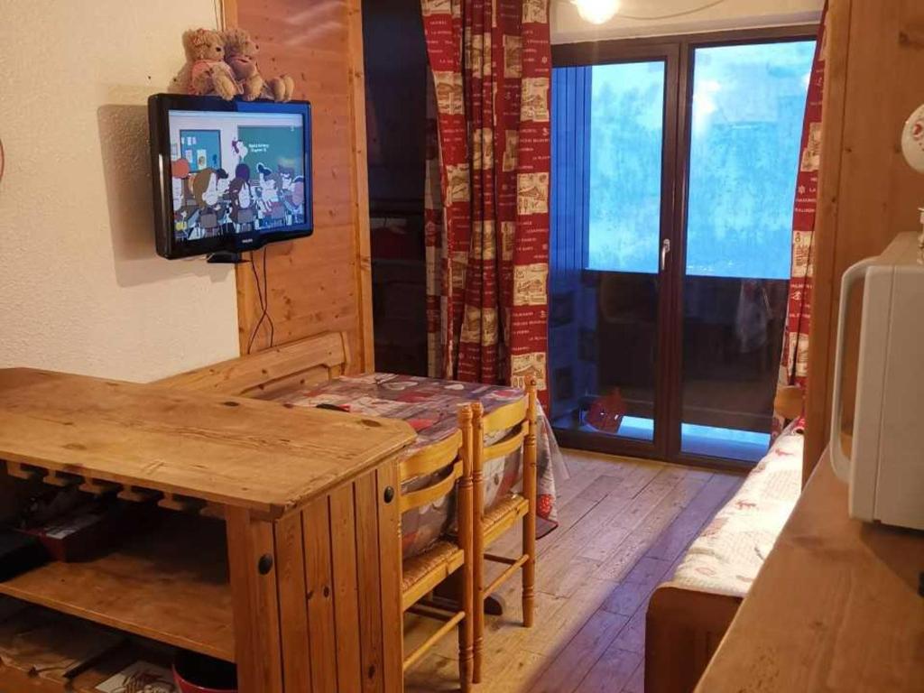 Studio cabine 4 pers, au calme et aux pieds des pistes - FR-1-574-51