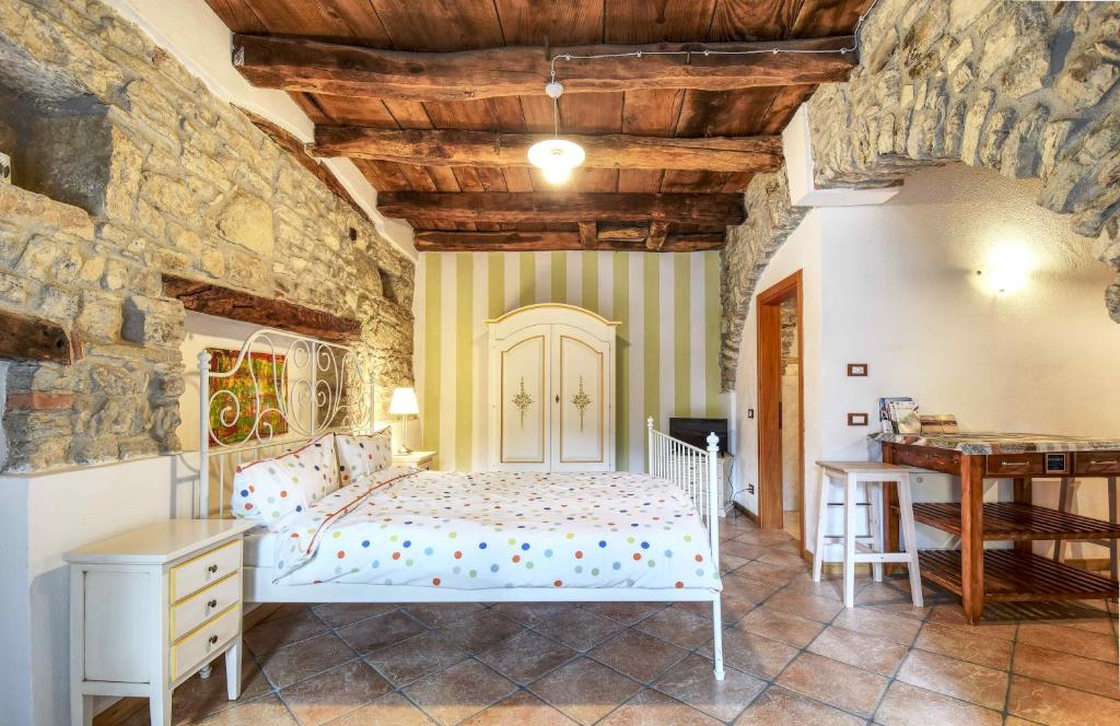 A bed or beds in a room at Romantic Boutique Hospitality