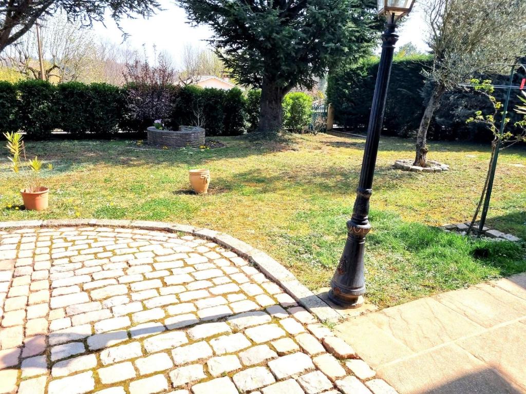 Vonkajšia záhrada v ubytovaní Le Chalet