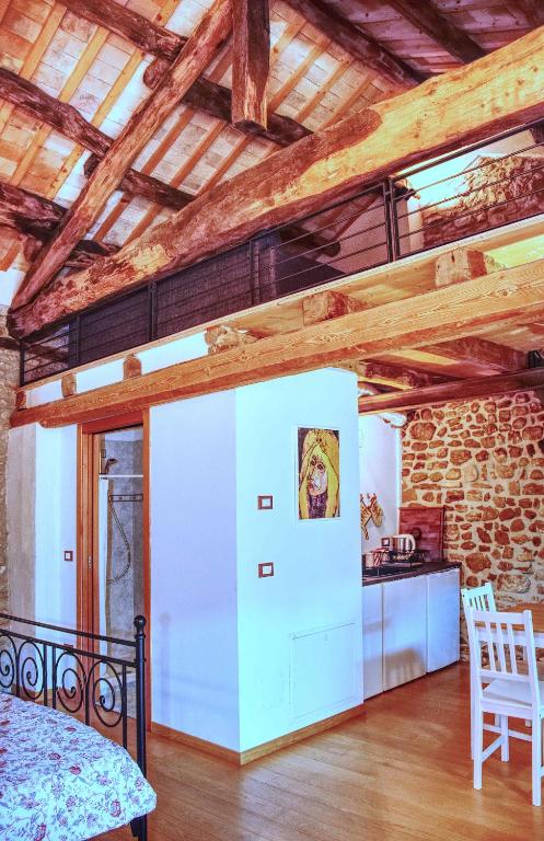 A kitchen or kitchenette at Romantic Boutique Hospitality