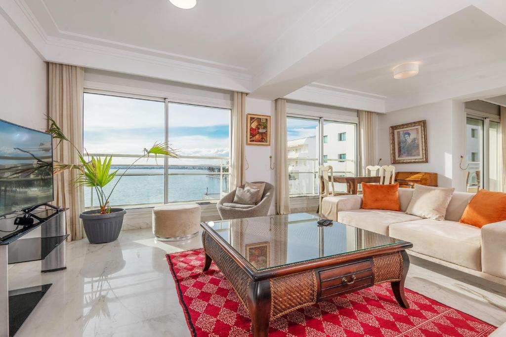Luxury apartment lake view, Tunis, Tunisia