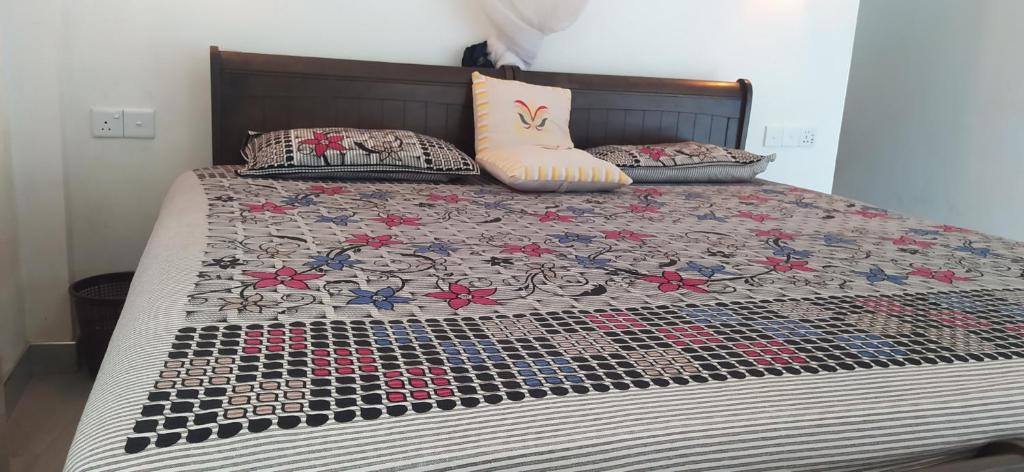 Postel nebo postele na pokoji v ubytování Ella value village