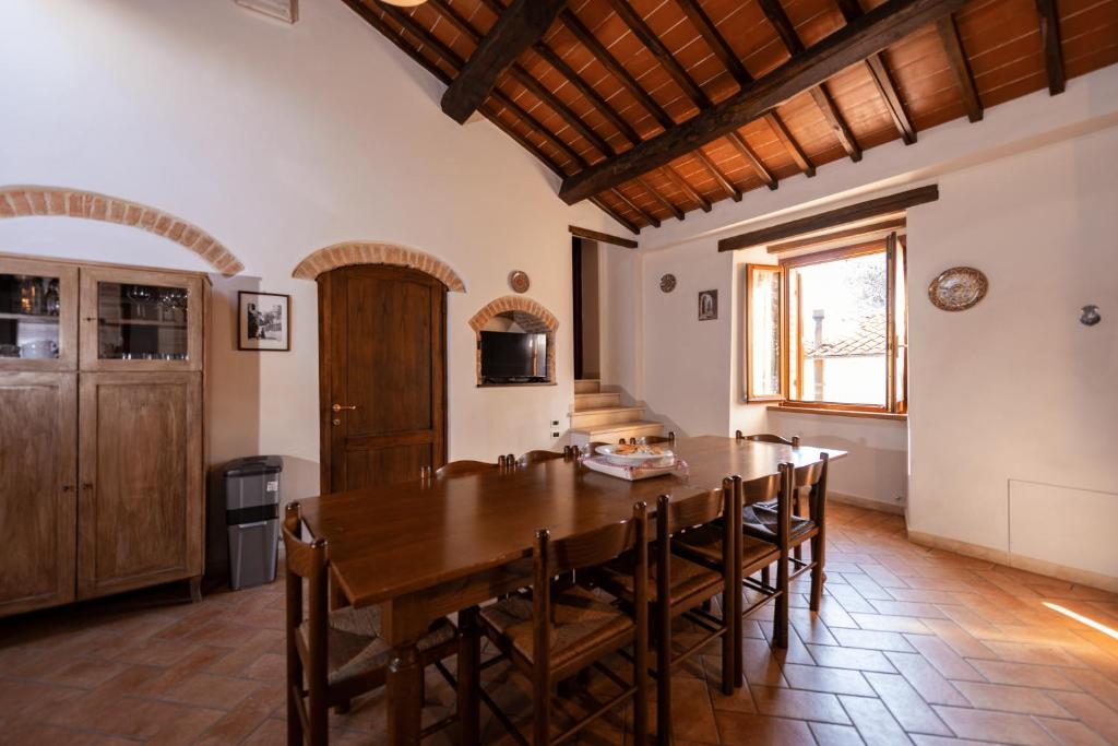 Zdjęcie z galerii obiektu Case Vacanze Ranza, Casale con Piscina e Relax w mieście San Gimignano