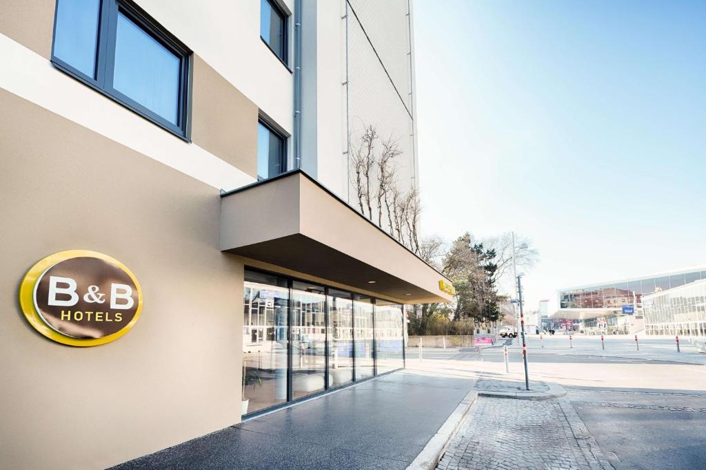 Budynek, w którym mieści się hotel