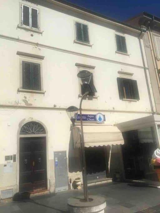 The building in which Az apartmant is located