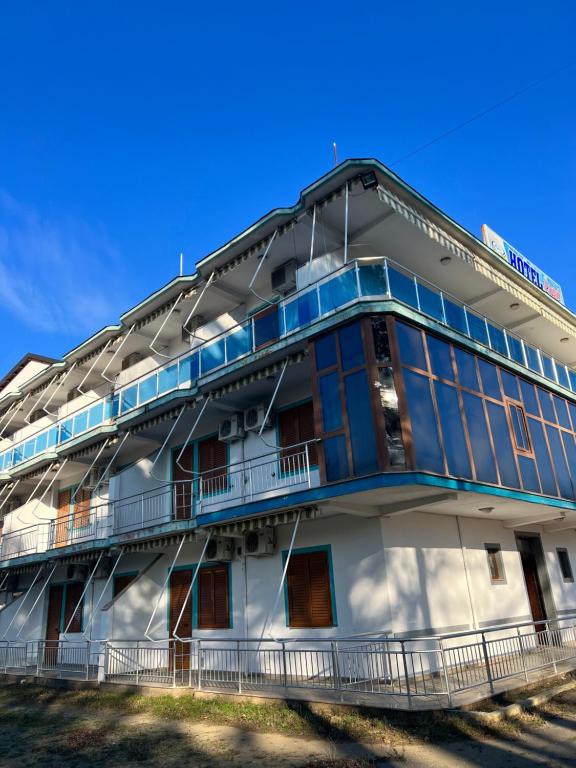 Hotel Kamberi 2 - Image 3