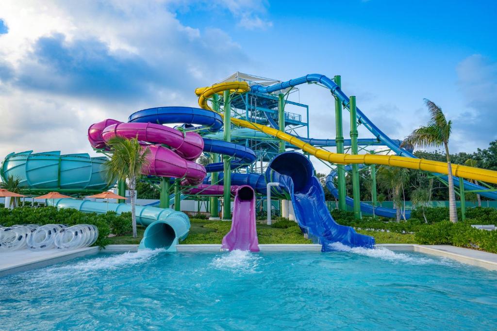 6 Activities to Create Nick Resorts Fun at Home