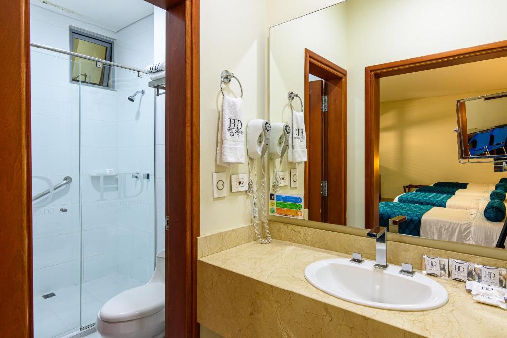 Koupelna v ubytování Hotel Dorado La 70