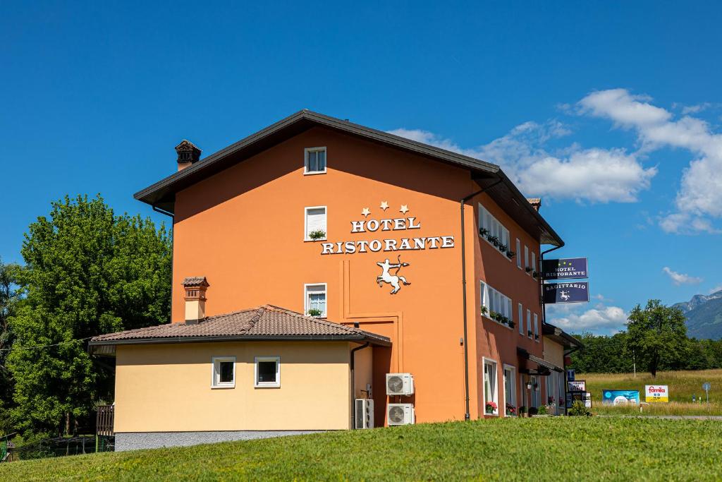 Budova, kde se hotel nachází
