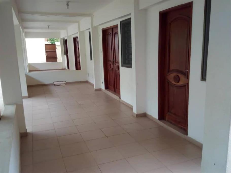 Cotonou Maison/Appartement Fidjrossè à 5 min de la plage, Cotonou