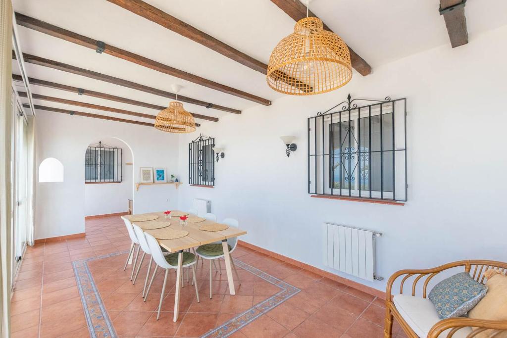 Fotografie z fotogalerie ubytování VillaVista mit Meerblick und privatem Pool v Malaze