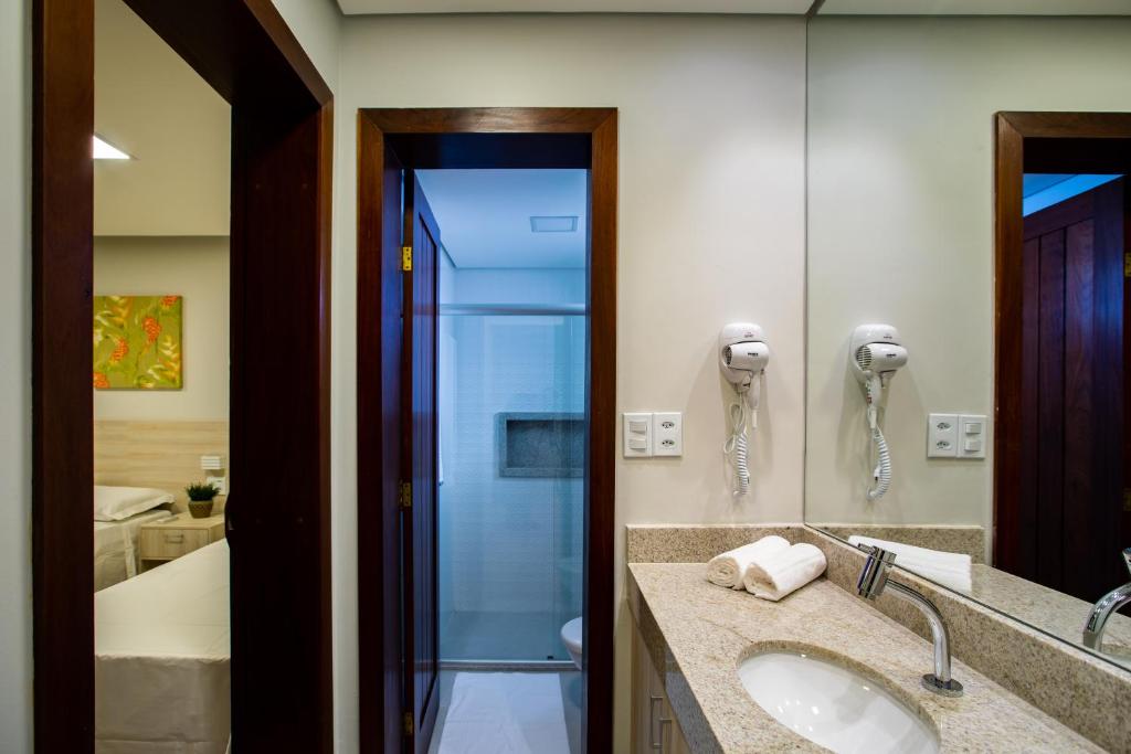Koupelna v ubytování Hotel Encantos de Itaperapuã