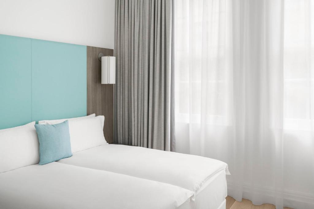 COMO Metropolitan London Residences - Deluxe Apartment