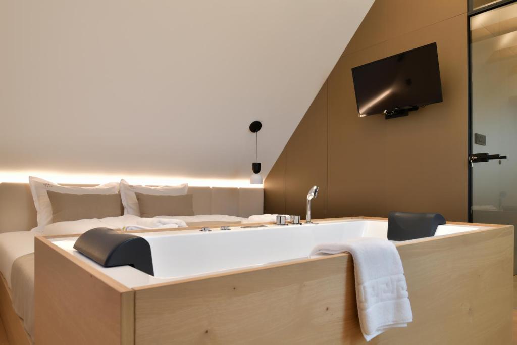 TV a/nebo společenská místnost v ubytování Hisa 1624 - Adults Only