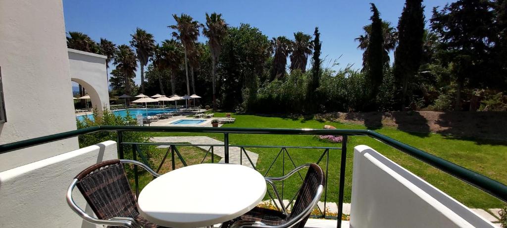 Andromeda Hotel Apartments - 2