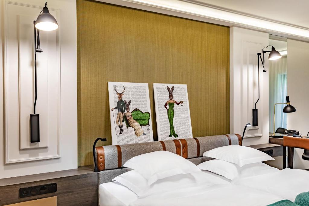 Posteľ alebo postele v izbe v ubytovaní Hotel Traugutta3