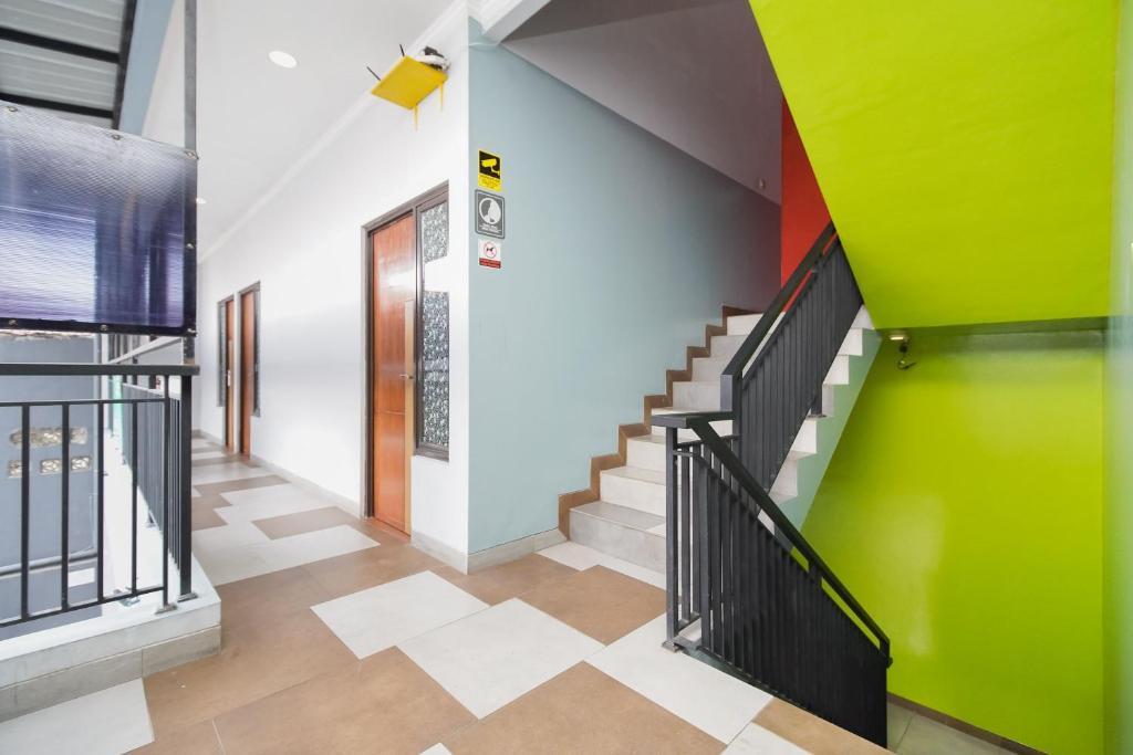 Fotografie z fotogalerie ubytování Urbanview Hotel Arafuru Residence Duren Sawit v destinaci Jakarta