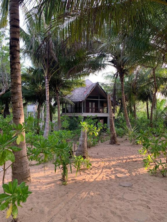 Giardino di The Alpha Monkey hotel & Tree house