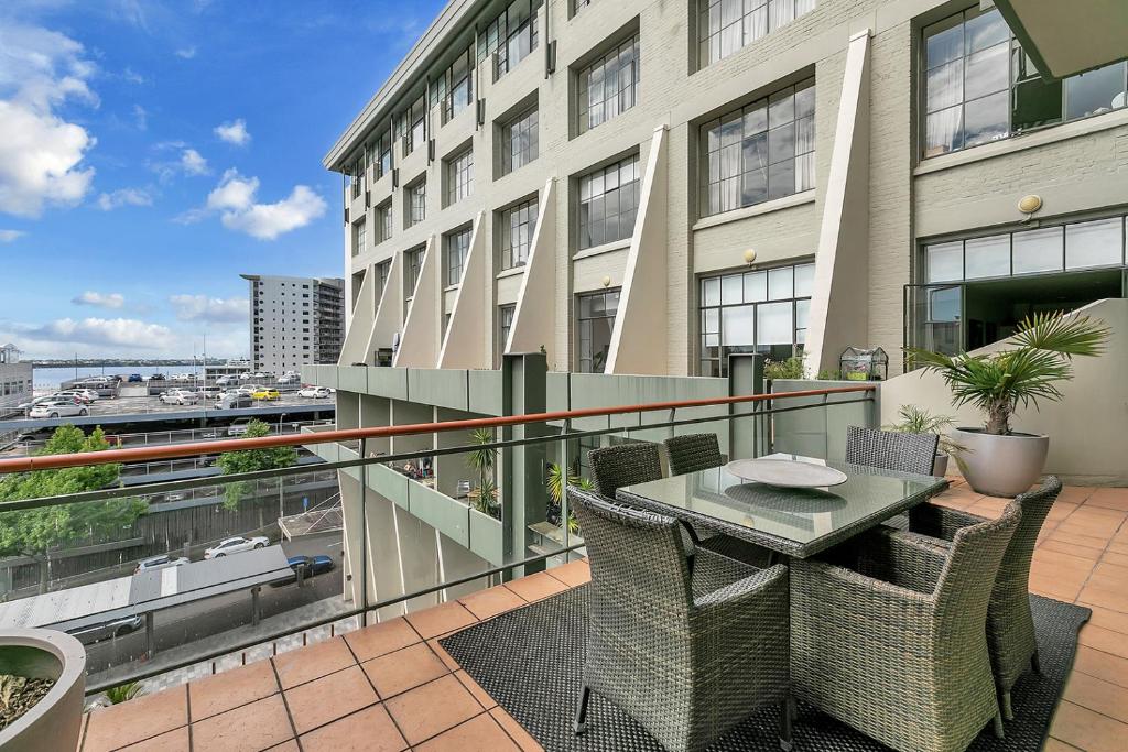 The Corporate's Selection + CP! - Resim 12