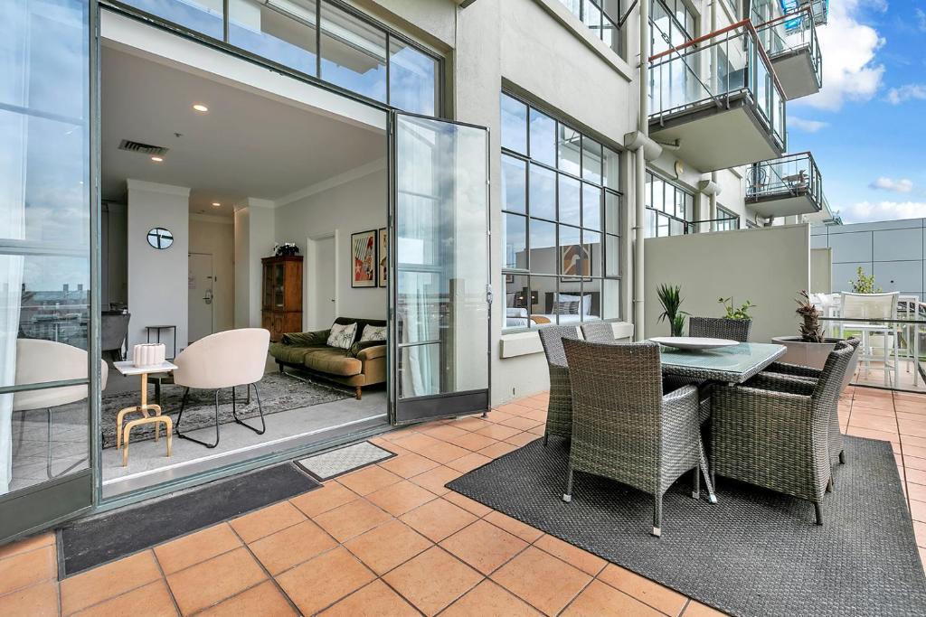 The Corporate's Selection + CP! - Resim 23