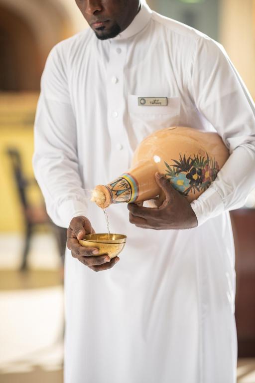 الضيوف المقيمون في فندق أنجم مكة