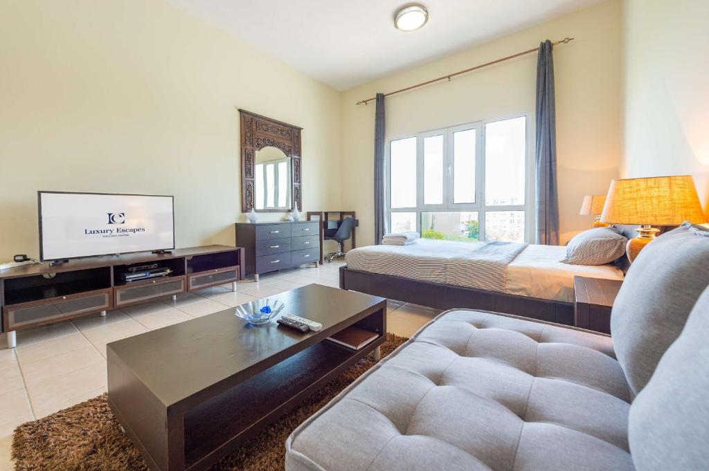 Luxury Escapes - Stylish Studio in DG near to Mall & Metro - KSLV - Studio
