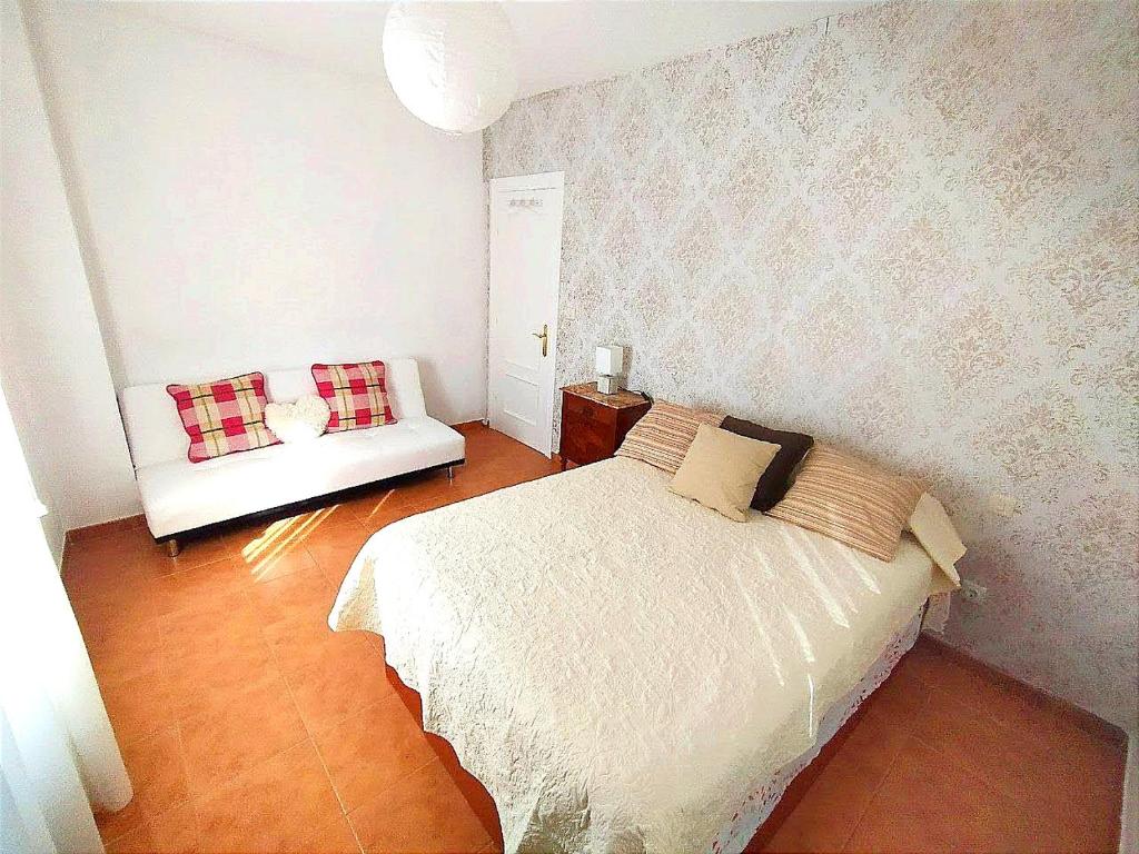 Postel nebo postele na pokoji v ubytování CASA DEL HUEVO, 8 a 16 pers, RIOJA ALAVESA, a 15km de Logroño y Laguardia
