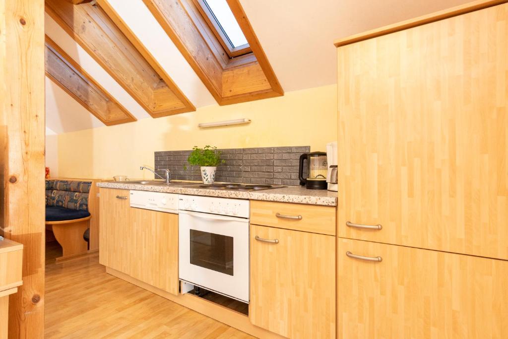 Kuchyň nebo kuchyňský kout v ubytování Landhaus Rainer