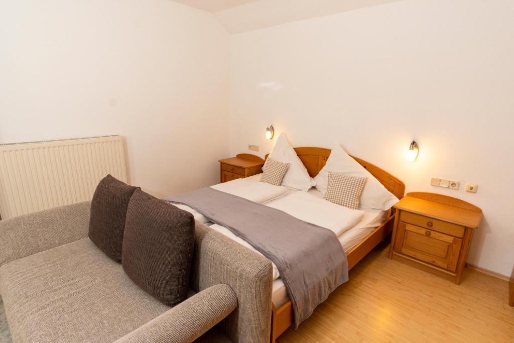 Postel nebo postele na pokoji v ubytování Landhaus Rainer