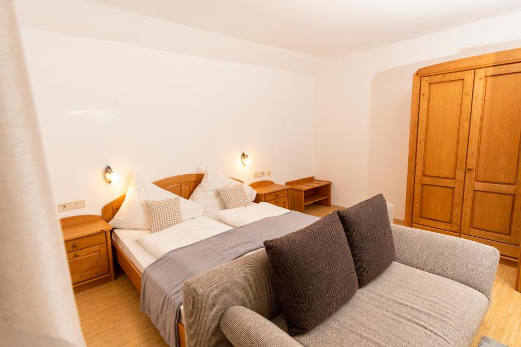 Postel nebo postele na pokoji v ubytování Landhaus Rainer