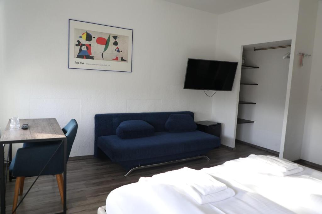 TV a/nebo společenská místnost v ubytování Art Hotel Charlottenburger Hof Berlin