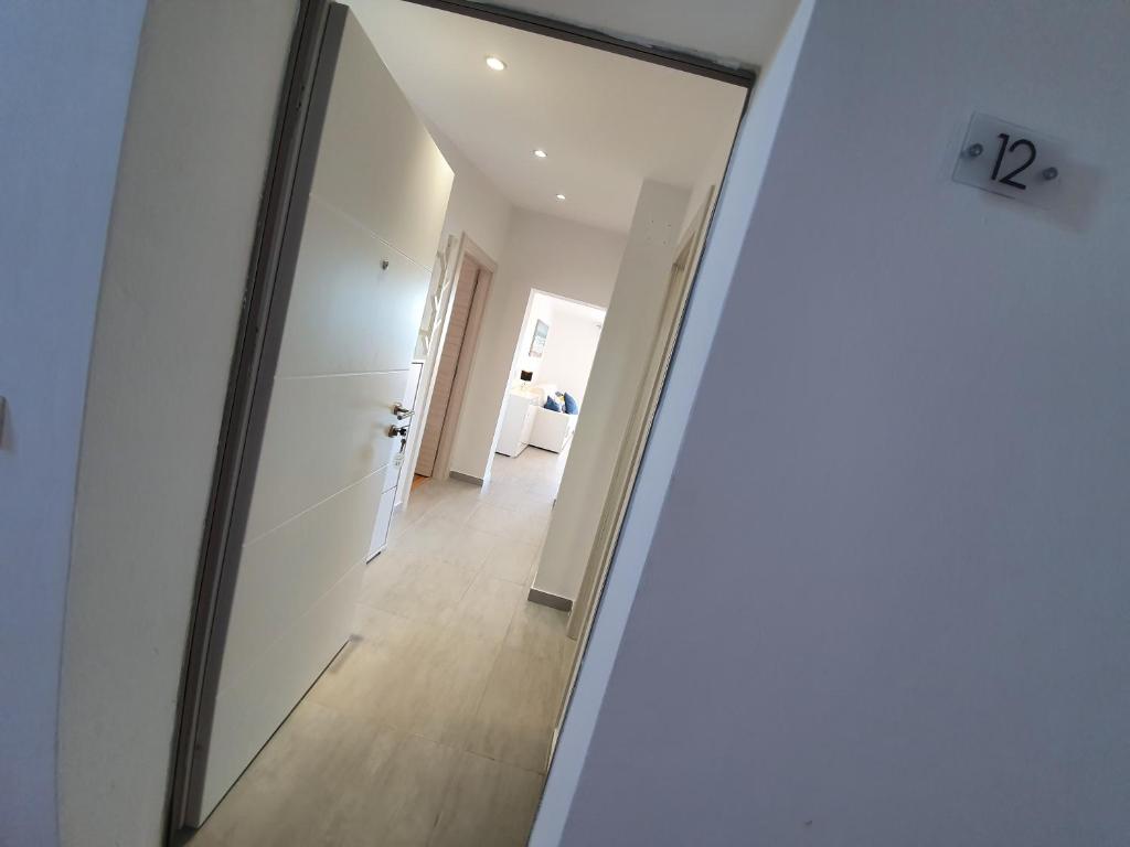 Fotografie z fotogalerie ubytování Comfortable family apt Iris 20m from beach in Mandre v destinaci Mandre