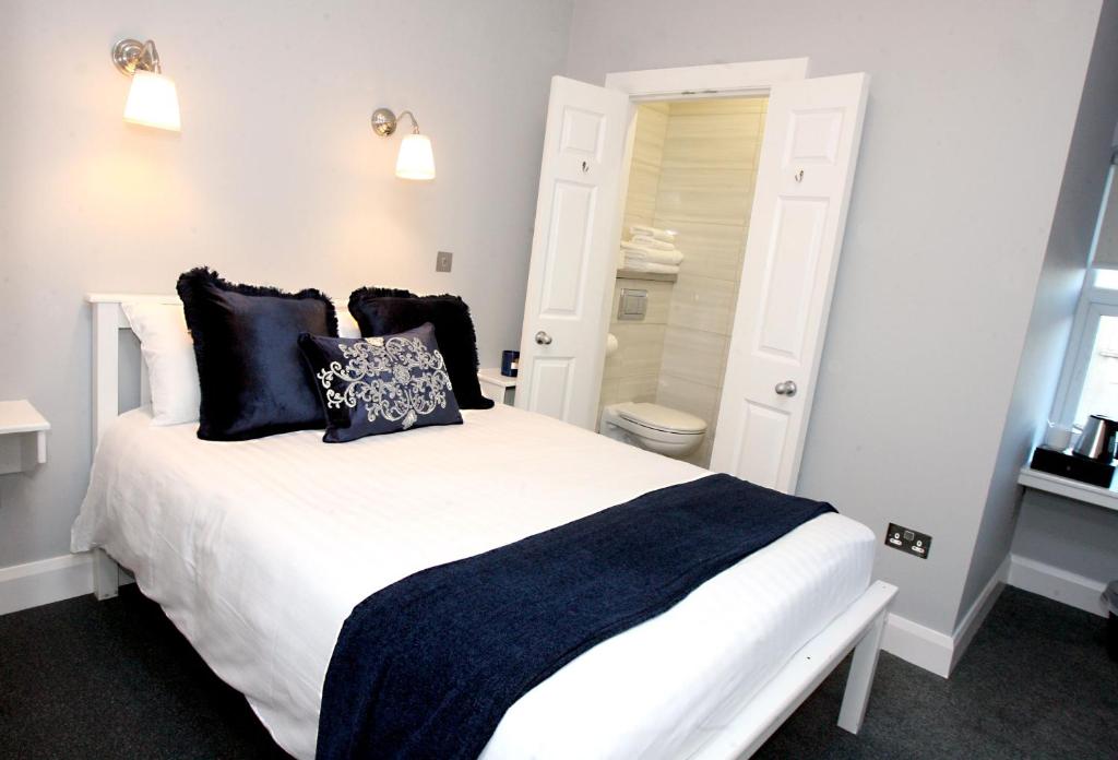 The Sliding Rock Inn - Resim 10