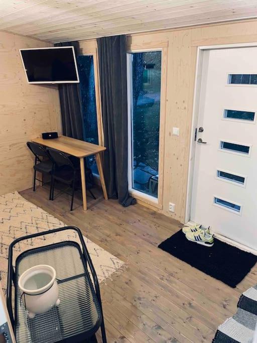 Trevligt minihus mitt i centrum Välkommen till 14b - Appartement D'une Chambre