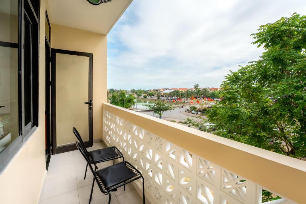 Balkón nebo terasa v ubytování Hoi An Ivy Hotel