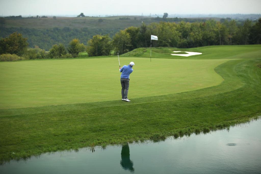Golf v hotelu nebo okolí
