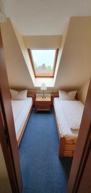 Postel nebo postele na pokoji v ubytování Hotel Schatthaus