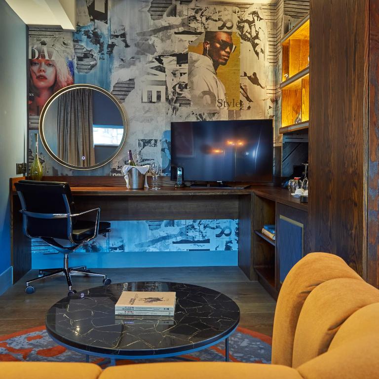 Malmaison Manchester - Corner Suite