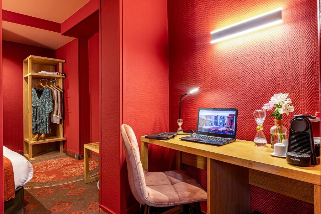 Hotel Ariane Montparnasse by Patrick Hayat - Resim 25