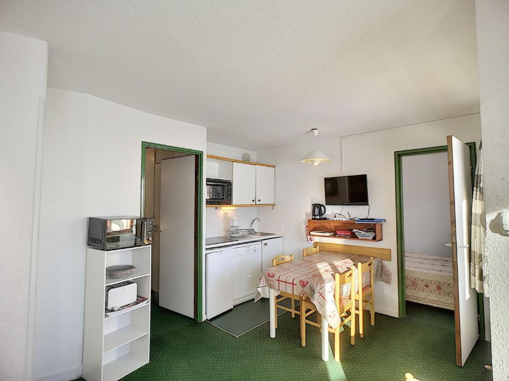 Agréable 2 pièces + cabine, 4 pers, animaux admis, parking