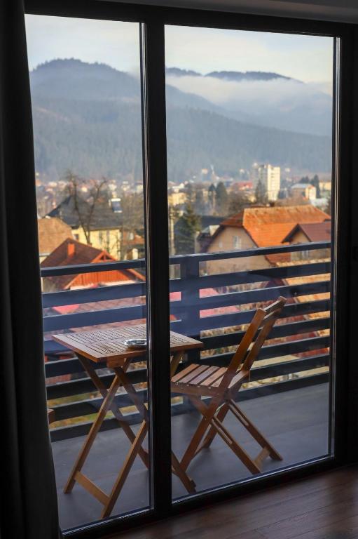 Balkón nebo terasa v ubytování Pensiunea CityView