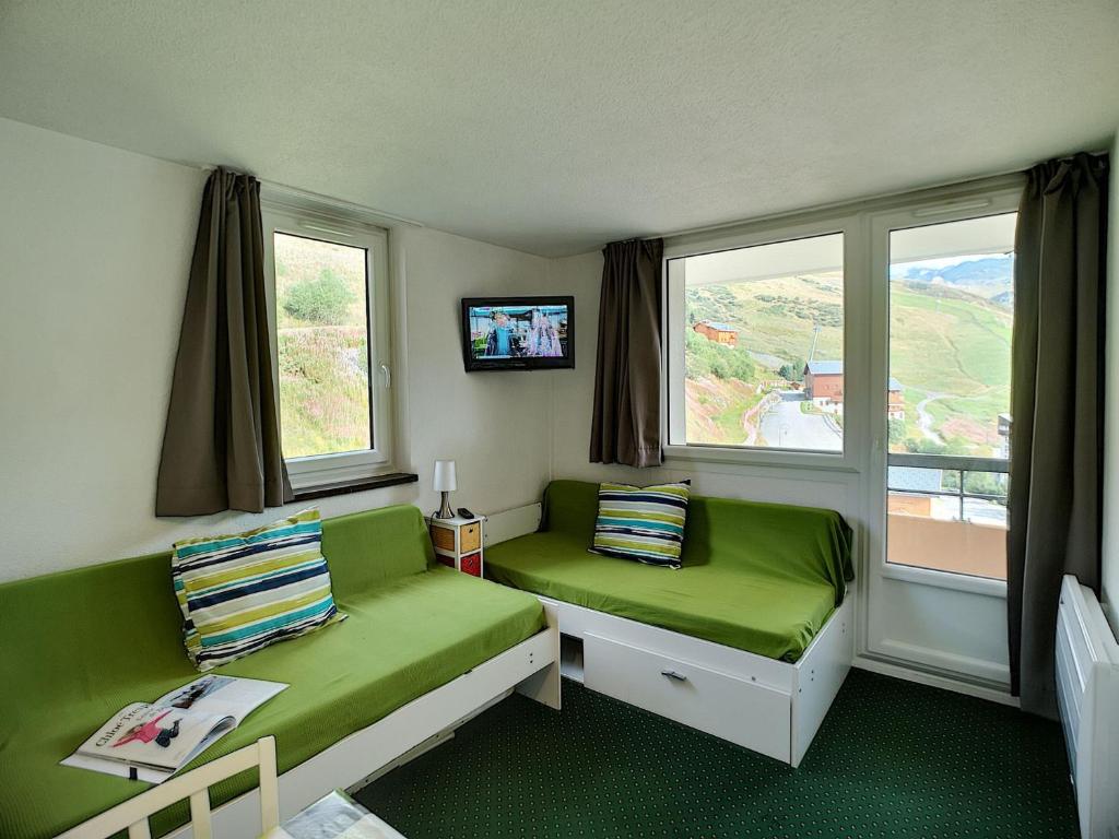 2 pièces 4 pers, balcon sud, parking, Les Menuires