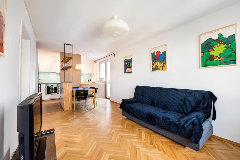 Kuchyňa alebo kuchynka v ubytovaní Ochota Artistic Space Apartment