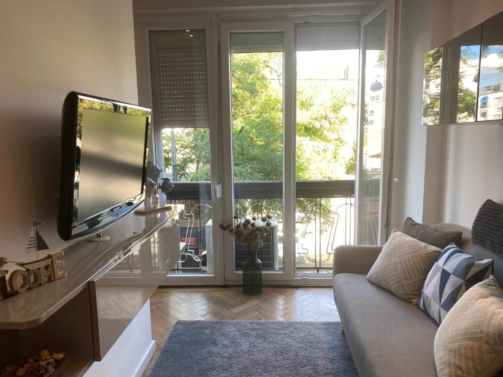 Blue Port Apartment in Újlipótváros With Free Parking - One-Bedroom Apartment