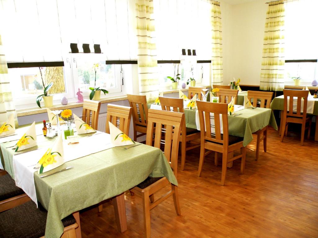 Restaurace v ubytování Zum Schwarzen Bären