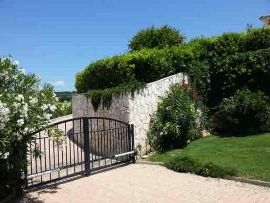 Фотография из галереи Villa Terme di Saturnia, House tuscany with garden near hot springs в городе Pian D'artino
