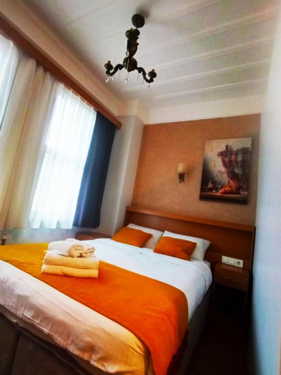 هتل لبون-کلاس ویژه - Lebon Hotel-Special Class، هتل لبون-کلاس ویژه