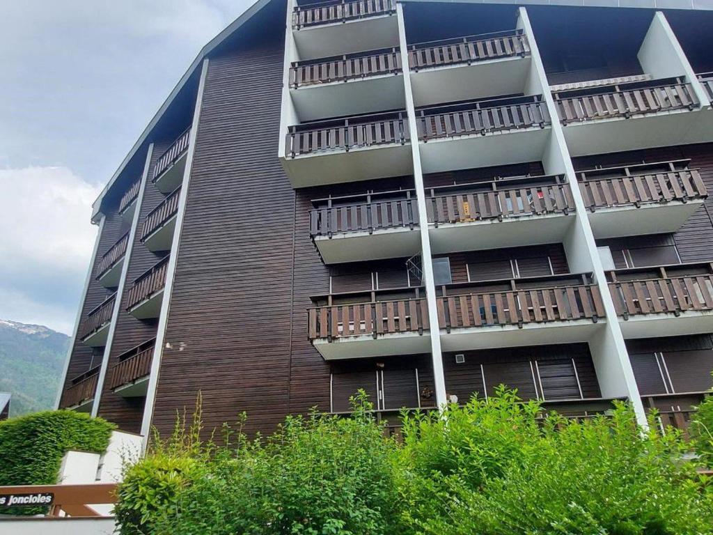 Charmant studio, proche centre et ski-bus, avec jardin et WIFI – idéal pour 4 personnes - FR-1-624-56 - 