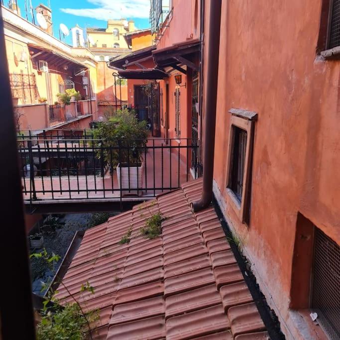 The building in which Az apartmant is located