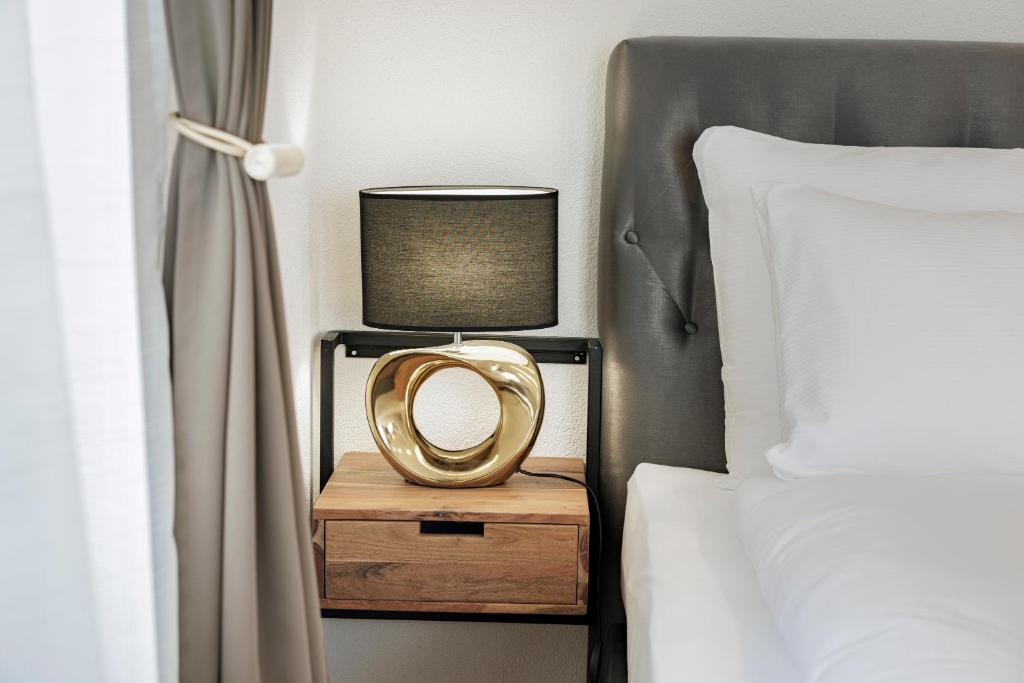 St Georgen-Strasse Studios by VISIMO - Design, City, Nature - Resim 17